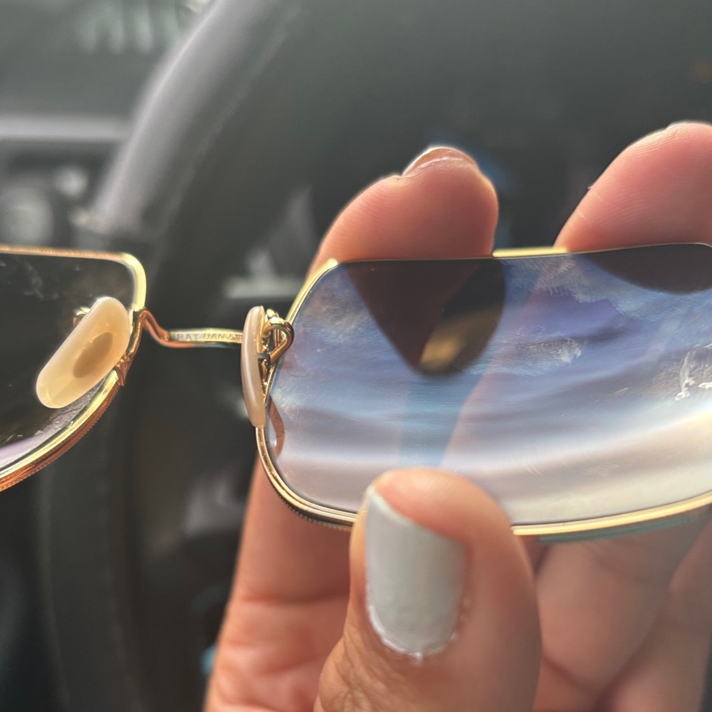 Ray-Ban Gold Frame Sunglasses with Dark Lenses - Picture 3 of 4